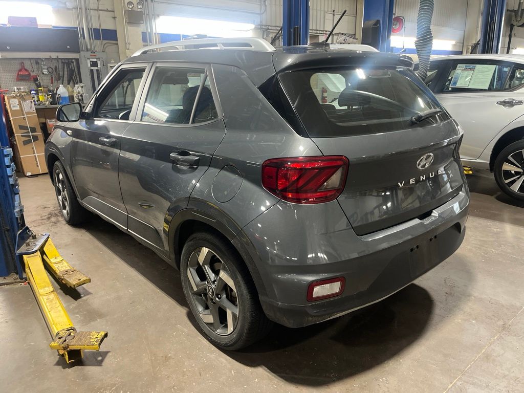 Used 2025 Hyundai Venue SUV