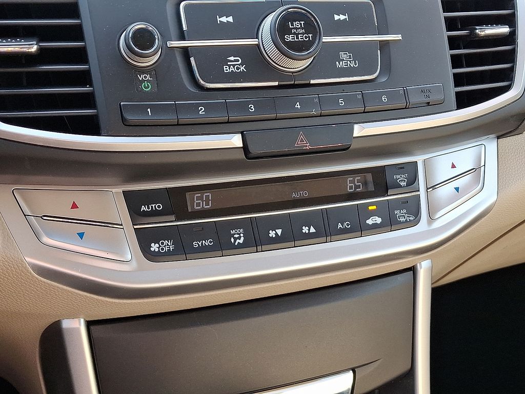 Thumbnail: 2013 Honda Accord - 17