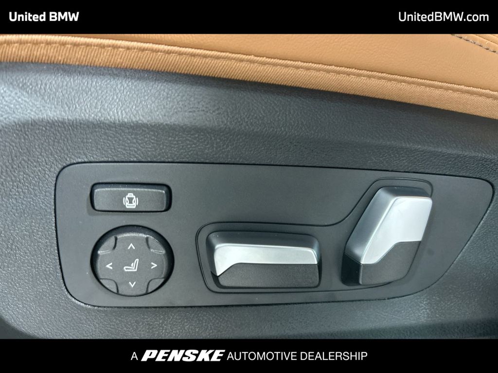 Thumbnail: 2026 BMW X5 - 12