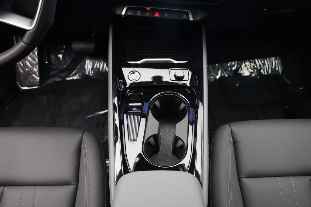 Thumbnail: 2026 Audi Q3 - 13