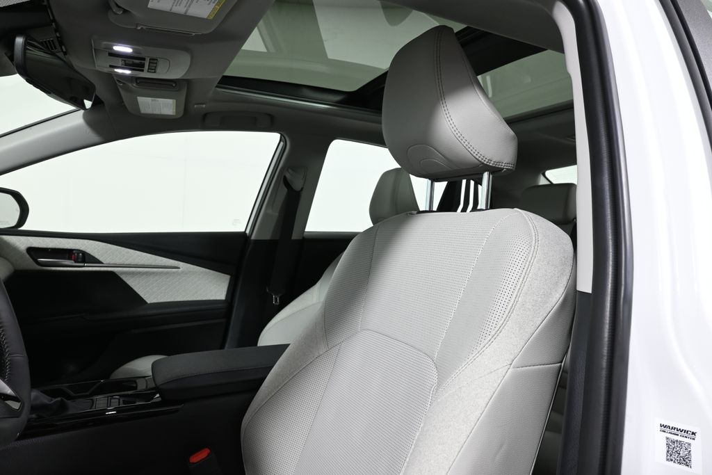 Thumbnail: 2026 Toyota Camry - 16