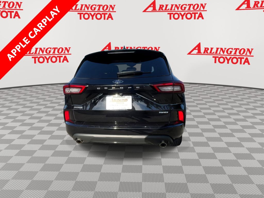 Used 2024 Ford Escape SUV