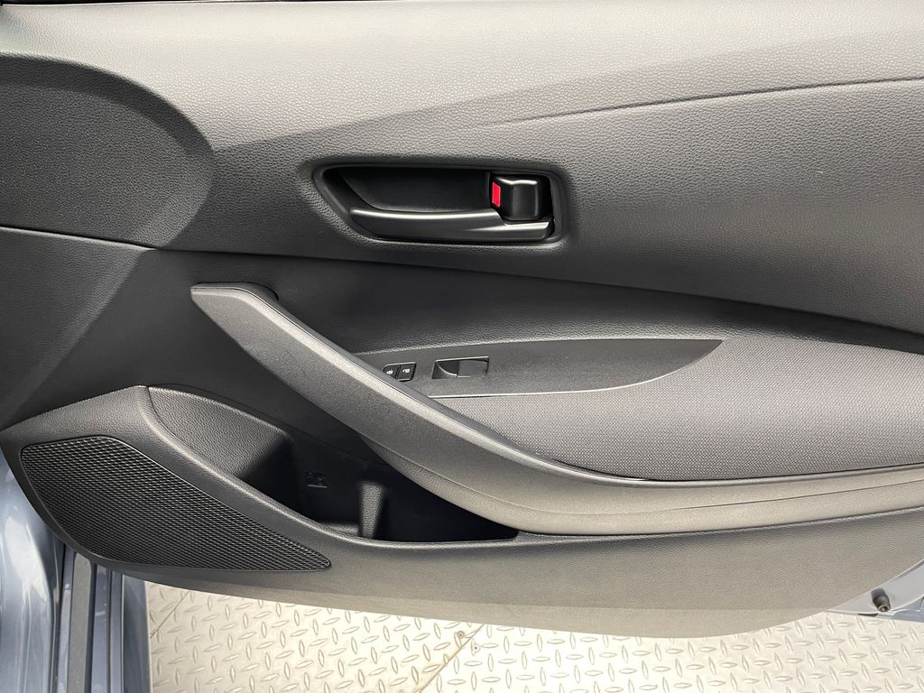 Thumbnail: 2025 Toyota Corolla - 14