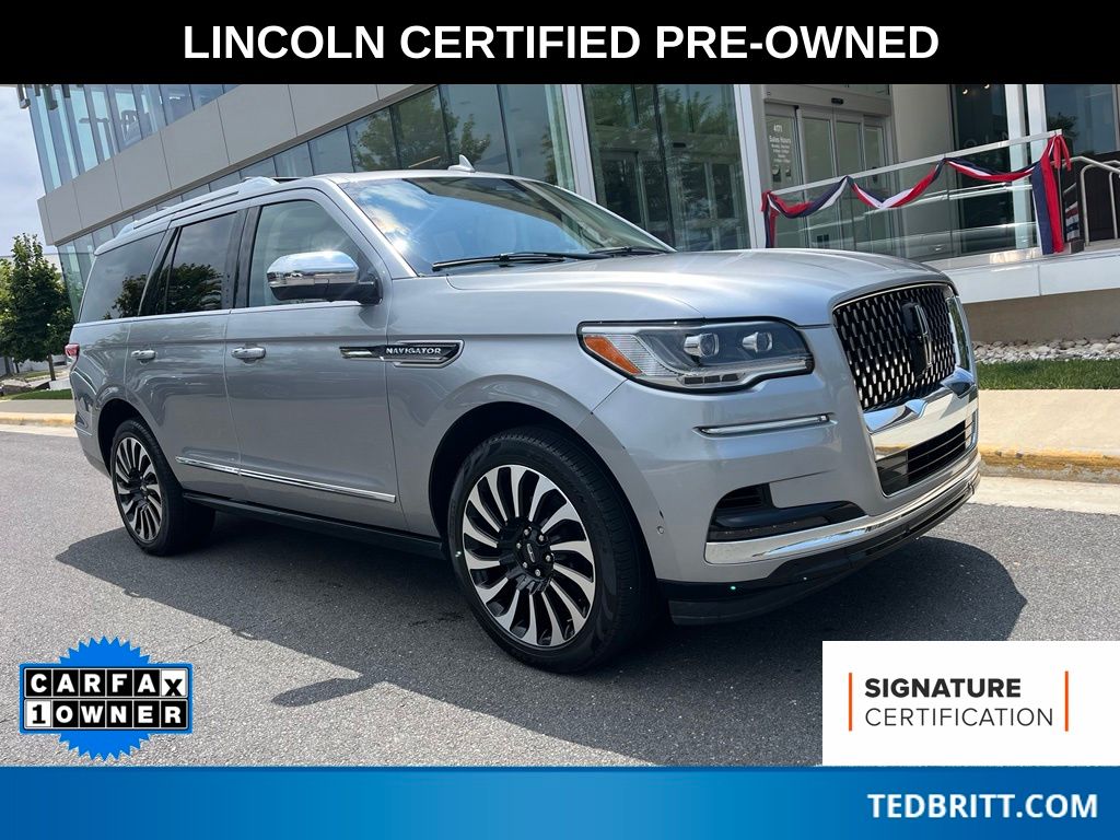 Radiance Metallic 2023 Lincoln Navigator SUV / Crossover Four-Wheel Drive Automatic