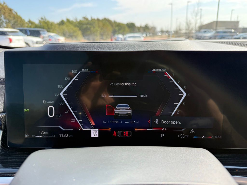 Thumbnail: 2025 BMW X6 - 16