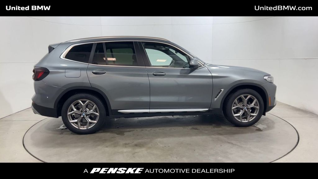 Thumbnail: 2024 BMW X3 - 9