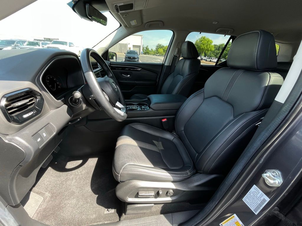 Thumbnail: 2025 Honda Pilot - 27
