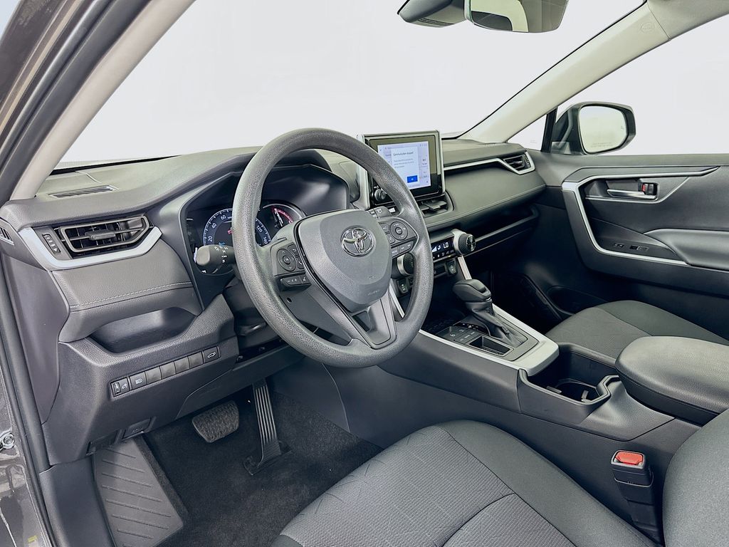 Thumbnail: 2025 Toyota RAV4 - 9