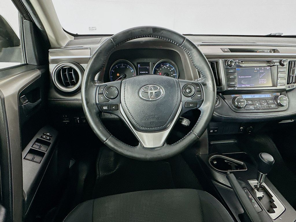 Thumbnail: 2018 Toyota RAV4 - 22