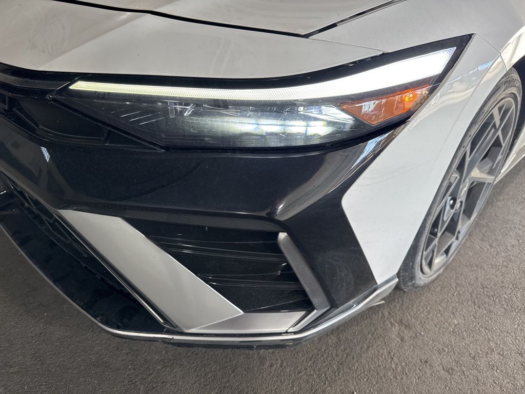 Thumbnail: 2024 Hyundai Elantra - 2