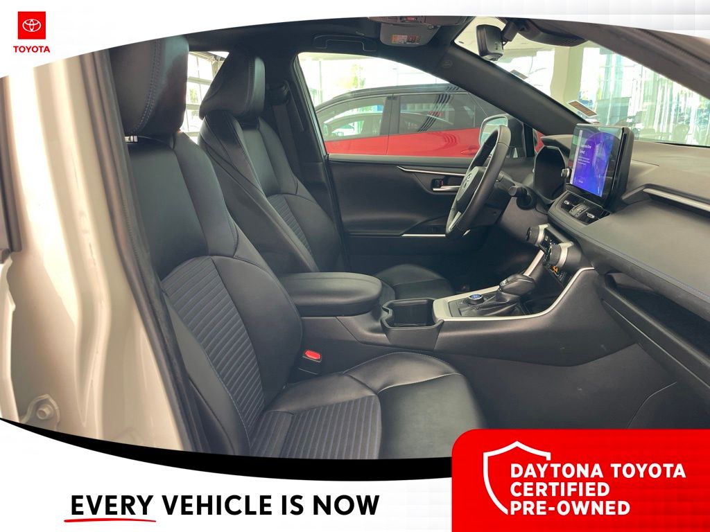 2024 Toyota RAV4 XSE - Photo 35