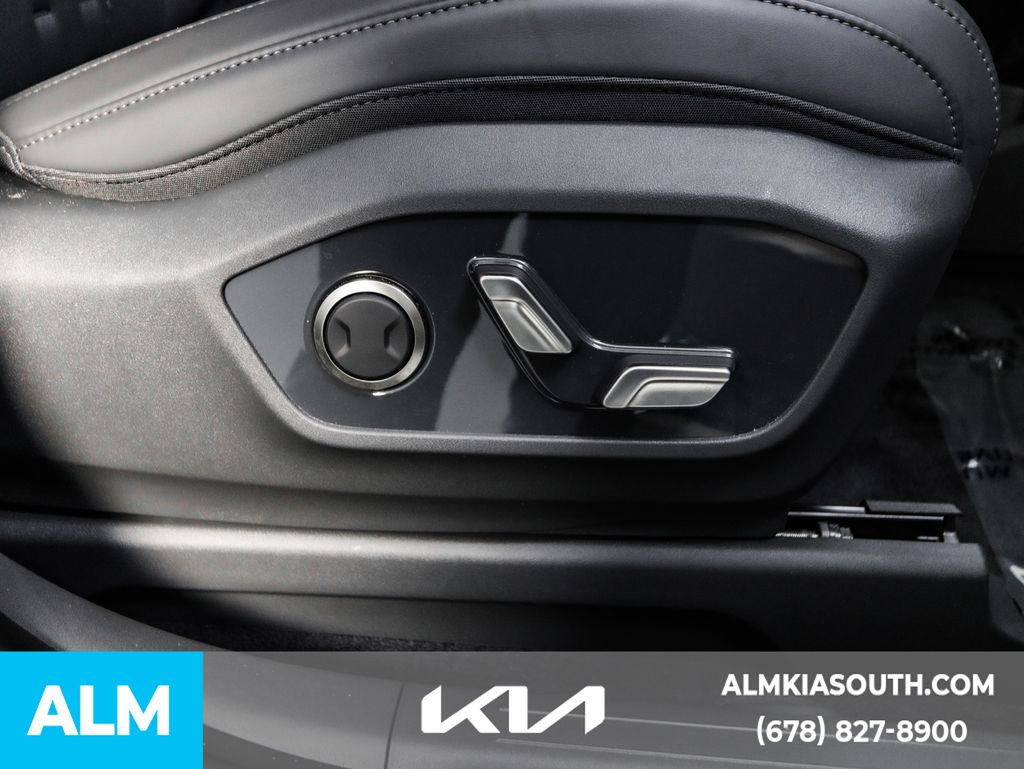 2024 Kia EV9 Wind photo 38