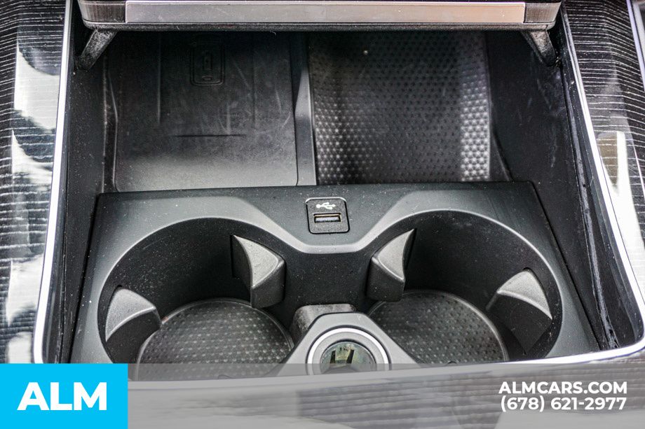 Used 2025 Black BMW sDrive40i image 45