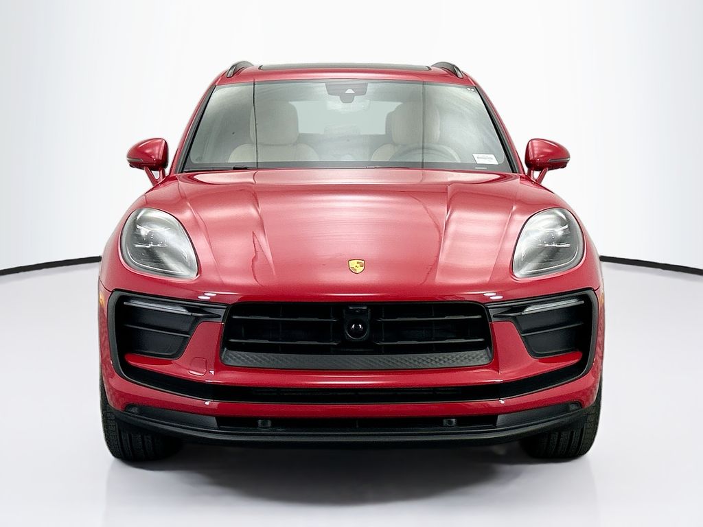 Thumbnail: 2026 Porsche Macan - 10