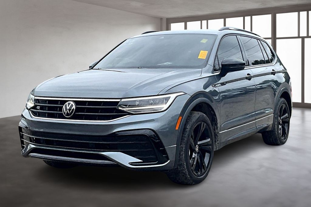2023 Volkswagen Tiguan SE R-LINE BLACK