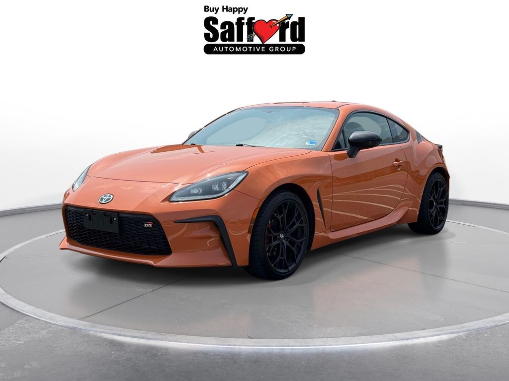 Solar Shift 2023 Toyota GR86 Coupe Rear-Wheel Drive 6-Speed Automatic