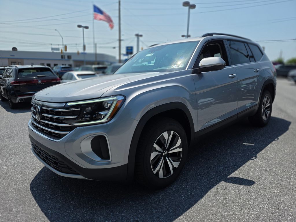 2026 Volkswagen Atlas 2.0T SE Silver at Sutliff Volkswagen