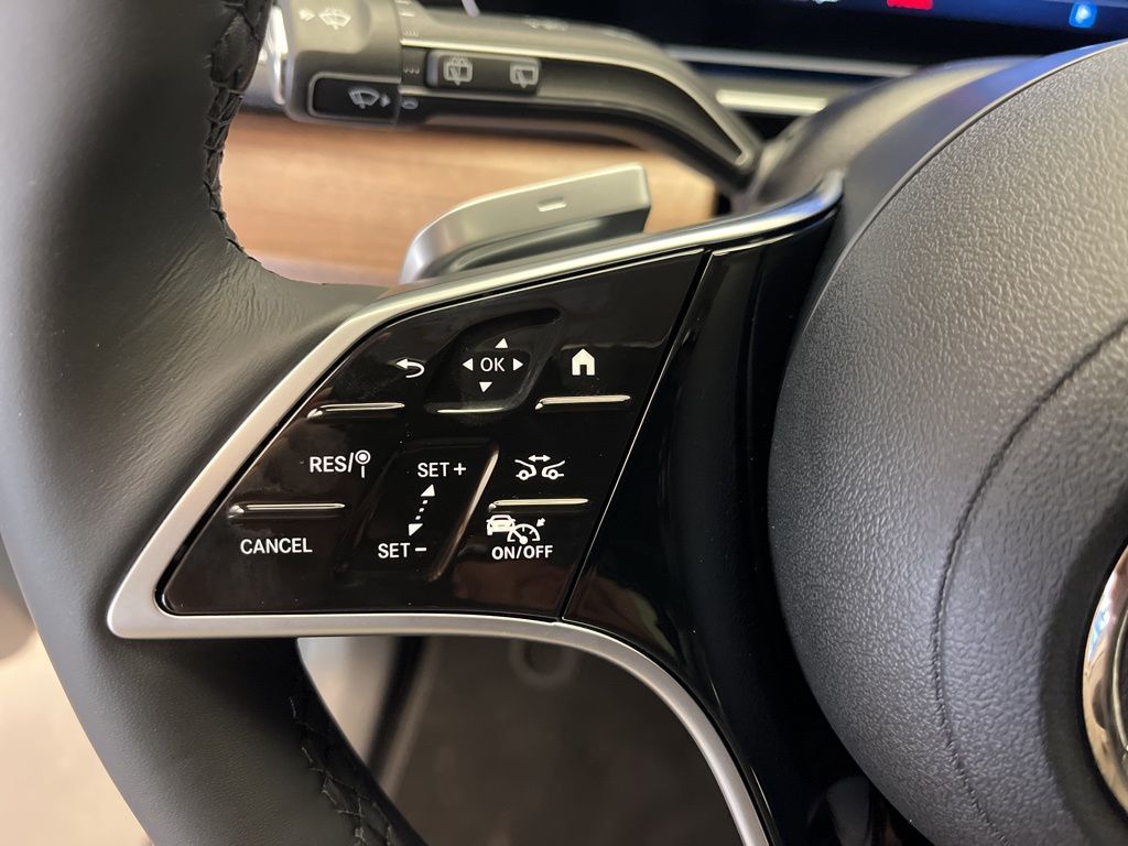 Thumbnail: 2026 Mercedes-Benz GLS - 14