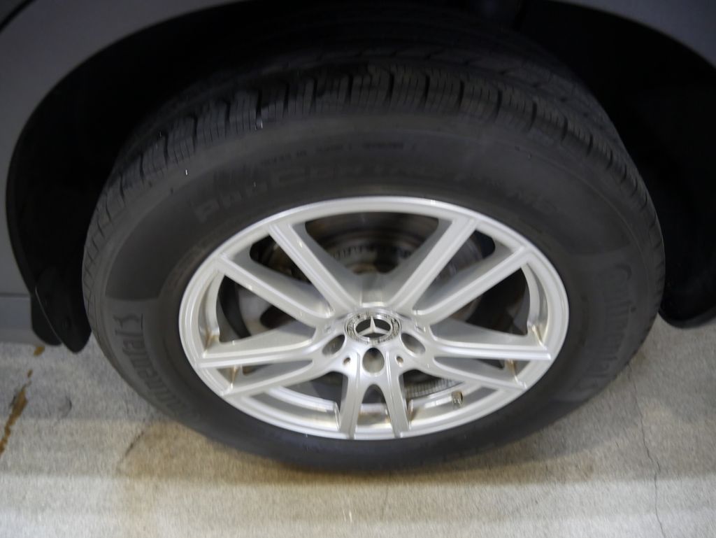 Thumbnail: 2023 Mercedes-Benz GLC - 13