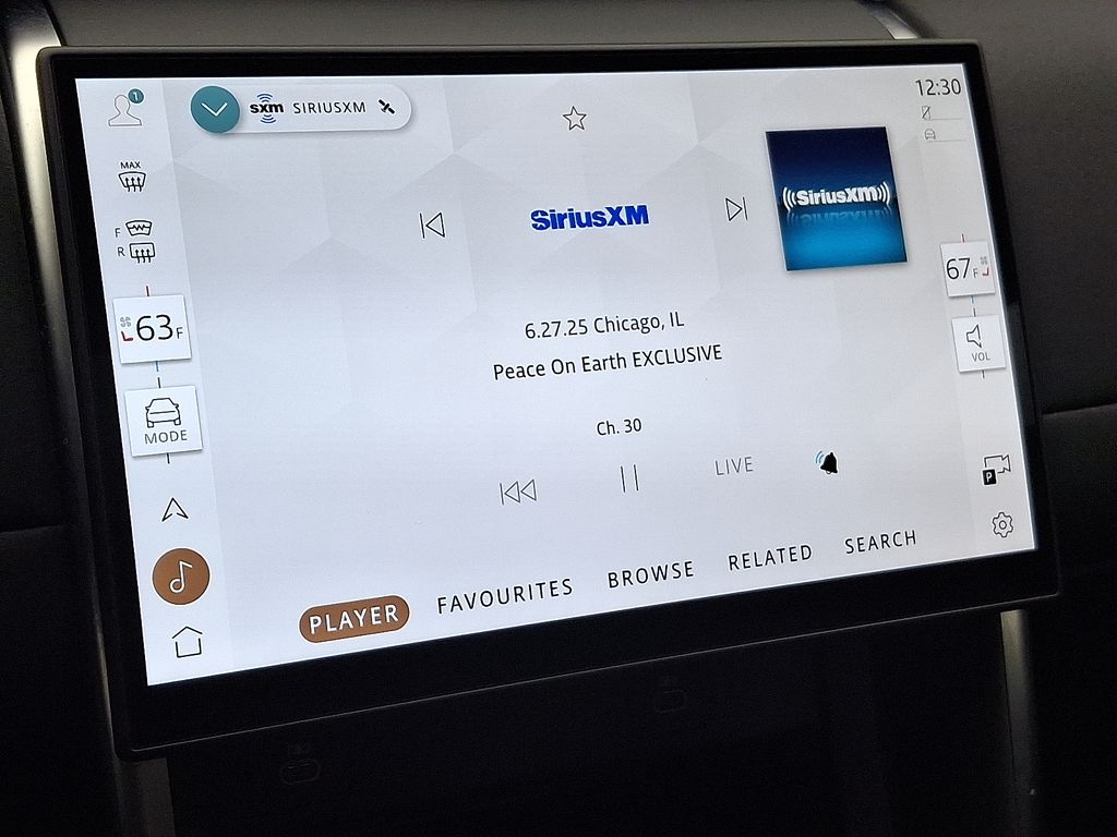 Thumbnail: 2025 Land Rover Discovery Sport - 18