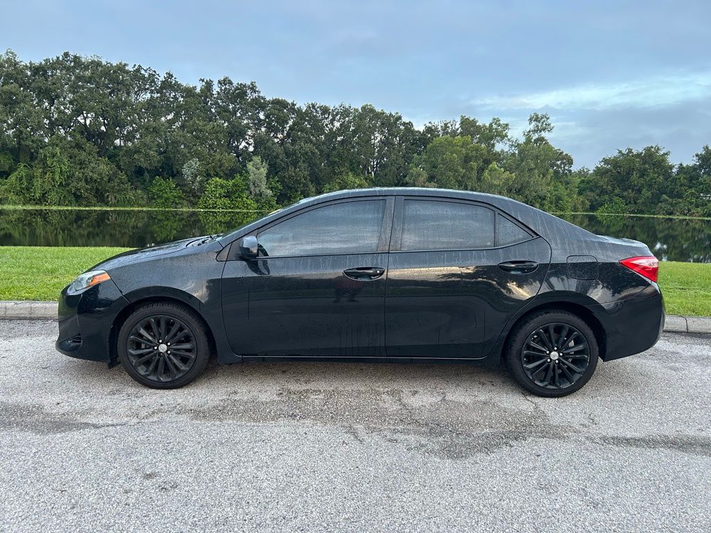 Thumbnail: 2018 Toyota Corolla - 2