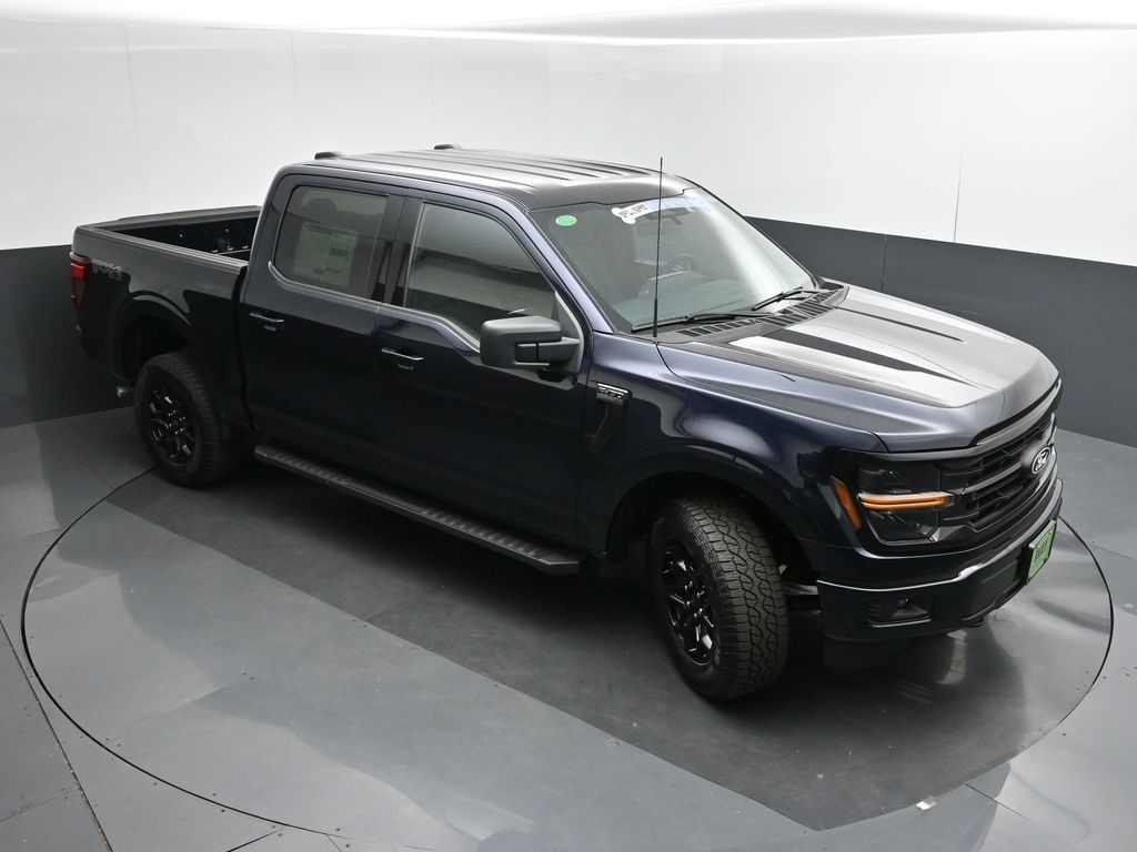 2026 Ford F-350 Super Duty LARIAT