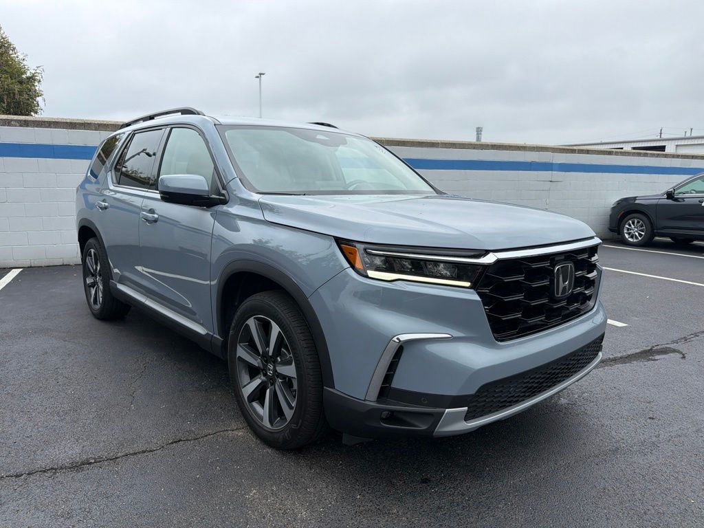 Thumbnail: 2025 Honda Pilot - 7