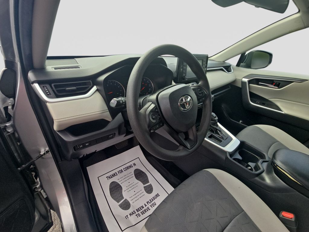 Used 2020 Toyota RAV4 SUV
