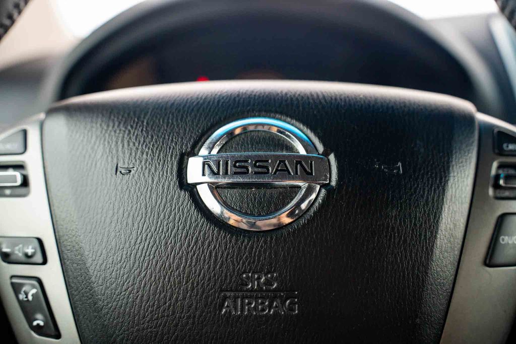 Used Car 2015 Nissan Armada  Sv For Sale Under $12,000 In Austin, Texas
