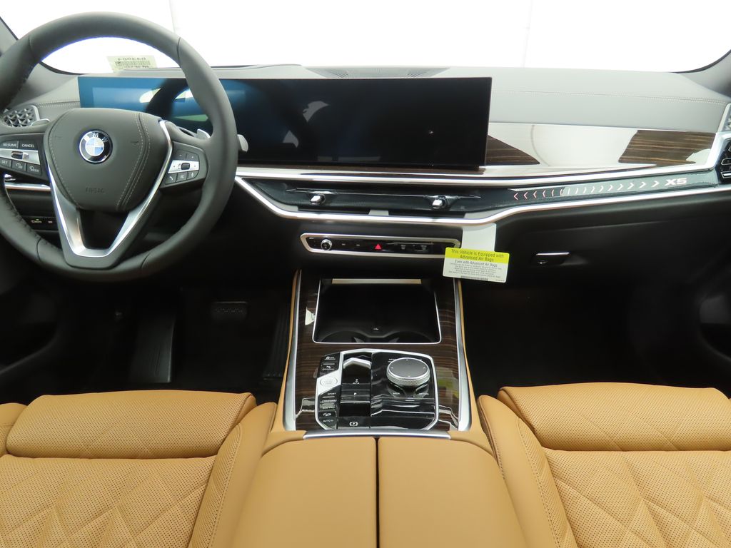 Thumbnail: 2026 BMW X5 - 13