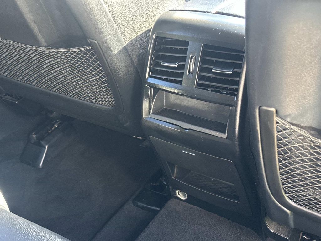 Thumbnail: 2012 Mercedes-Benz M-Class - 27