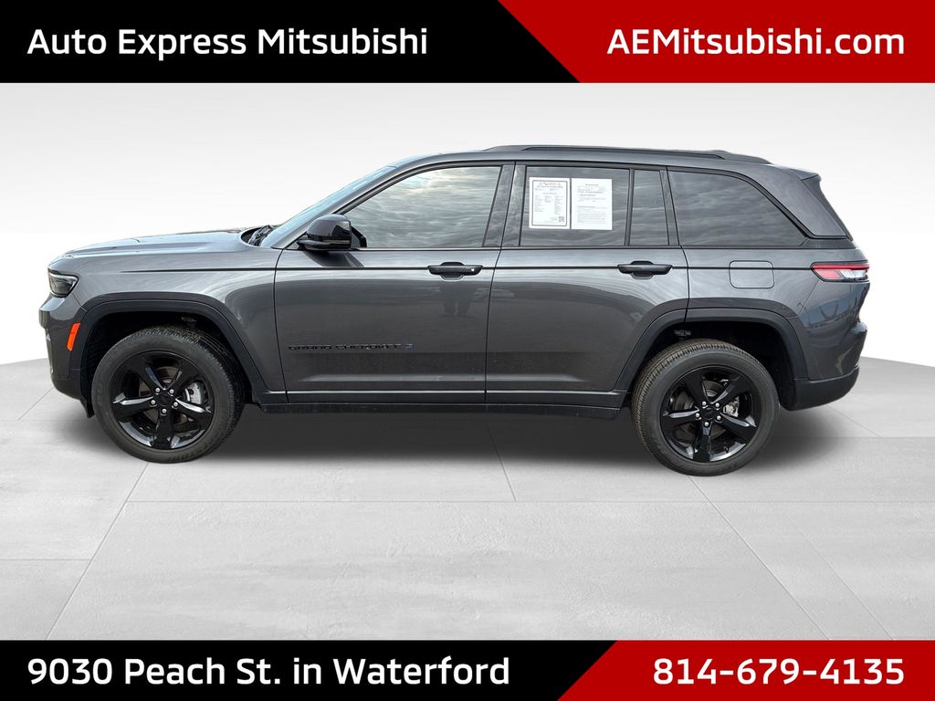 2023 Jeep Grand Cherokee Altitude X - 3
