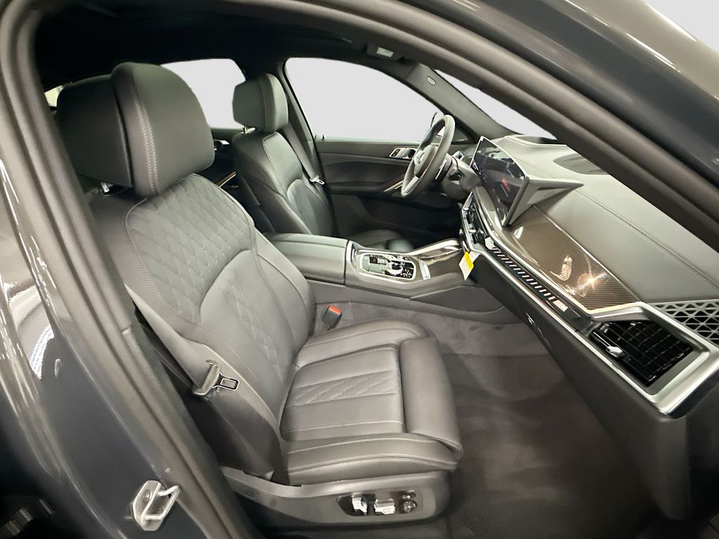 Thumbnail: 2026 BMW X6 - 19