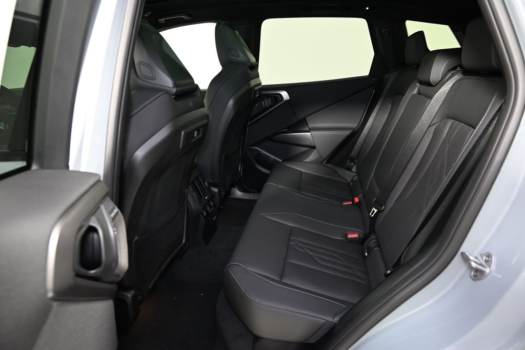 Thumbnail: 2025 BMW X3 - 24