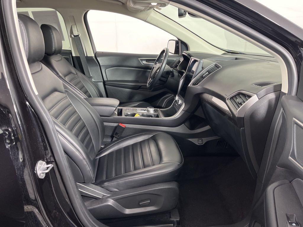 Thumbnail: 2024 Ford Edge - 8