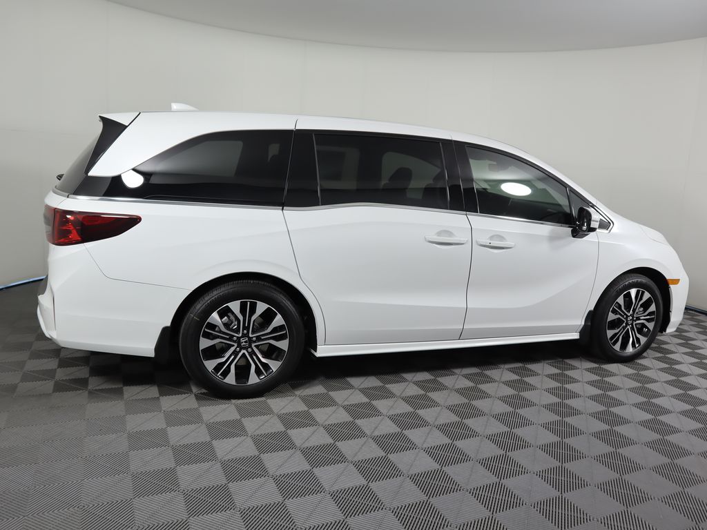 Thumbnail: 2026 Honda Odyssey - 4