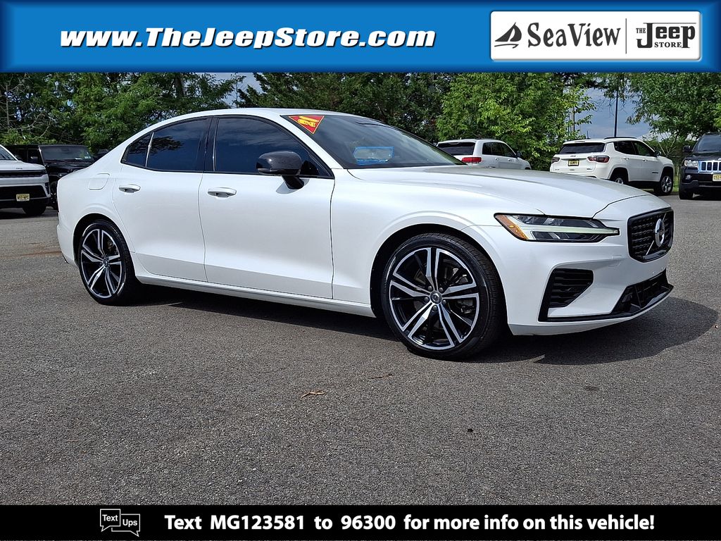 Crystal White 2021 Volvo S60 Sedan All-Wheel Drive Automatic