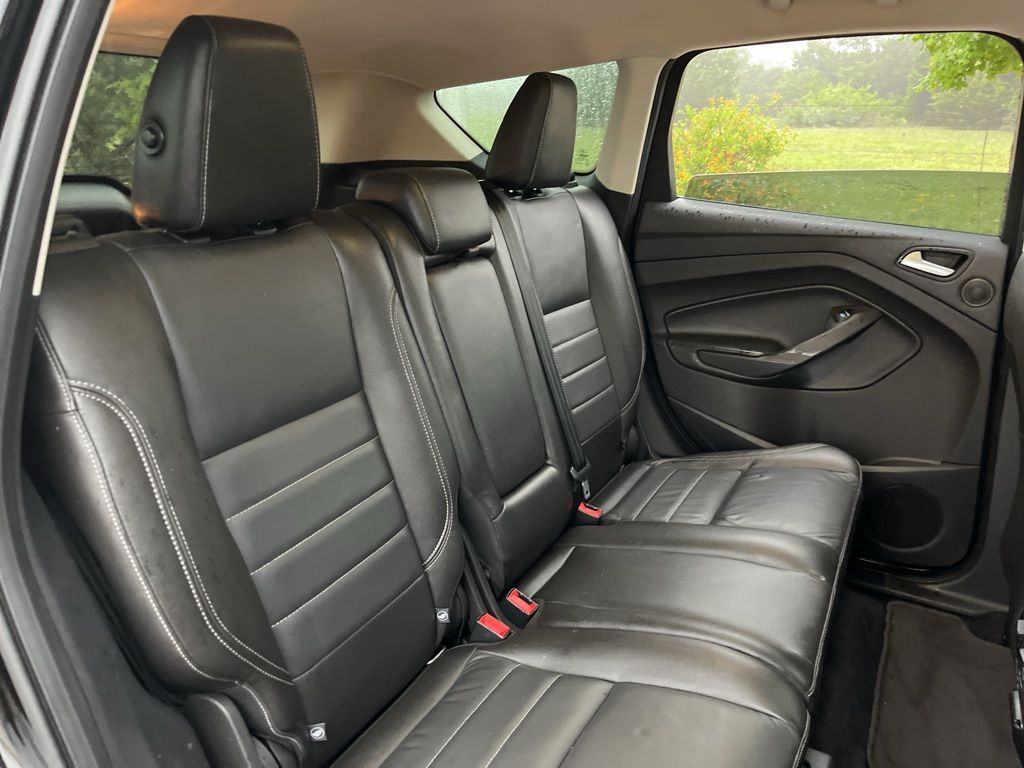 2016 Ford Escape SE 27