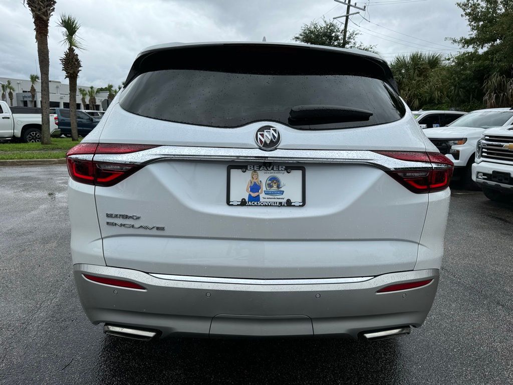 2021 Buick Enclave Essence 7