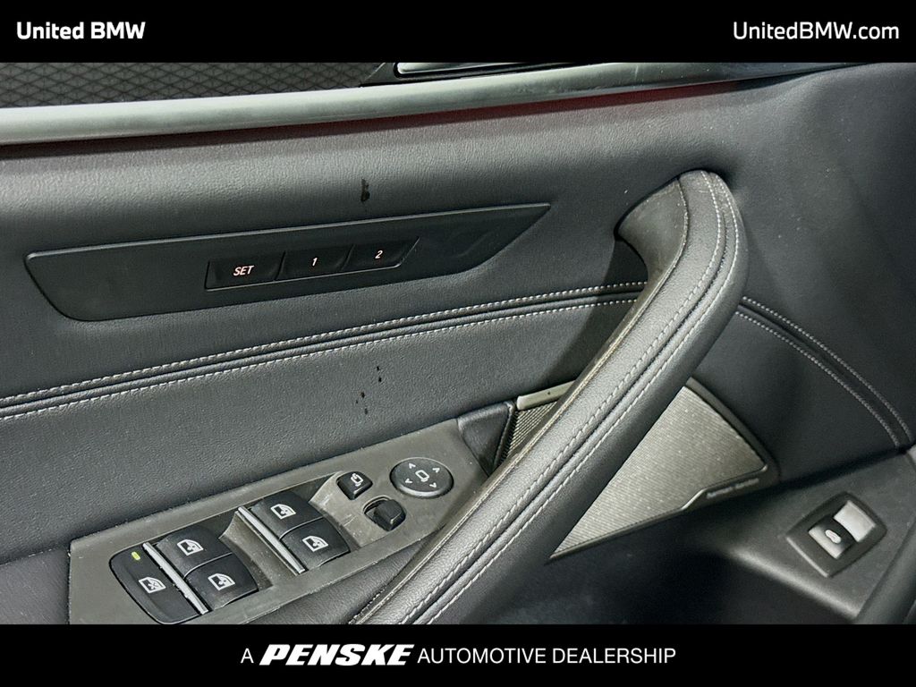 Thumbnail: 2021 BMW 5 Series - 3