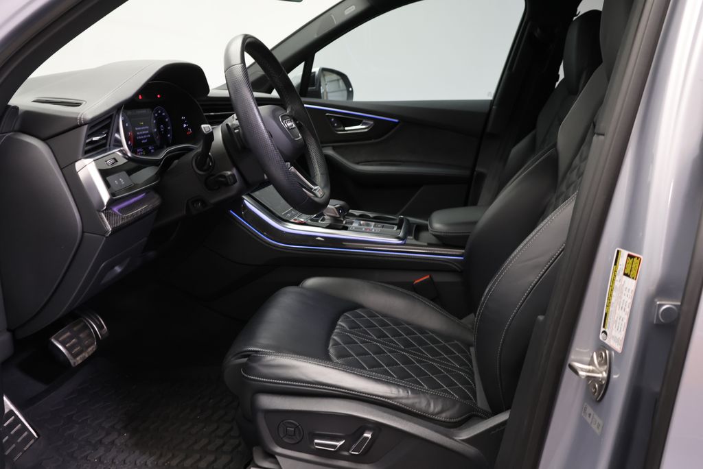 Thumbnail: 2022 Audi SQ7 - 28
