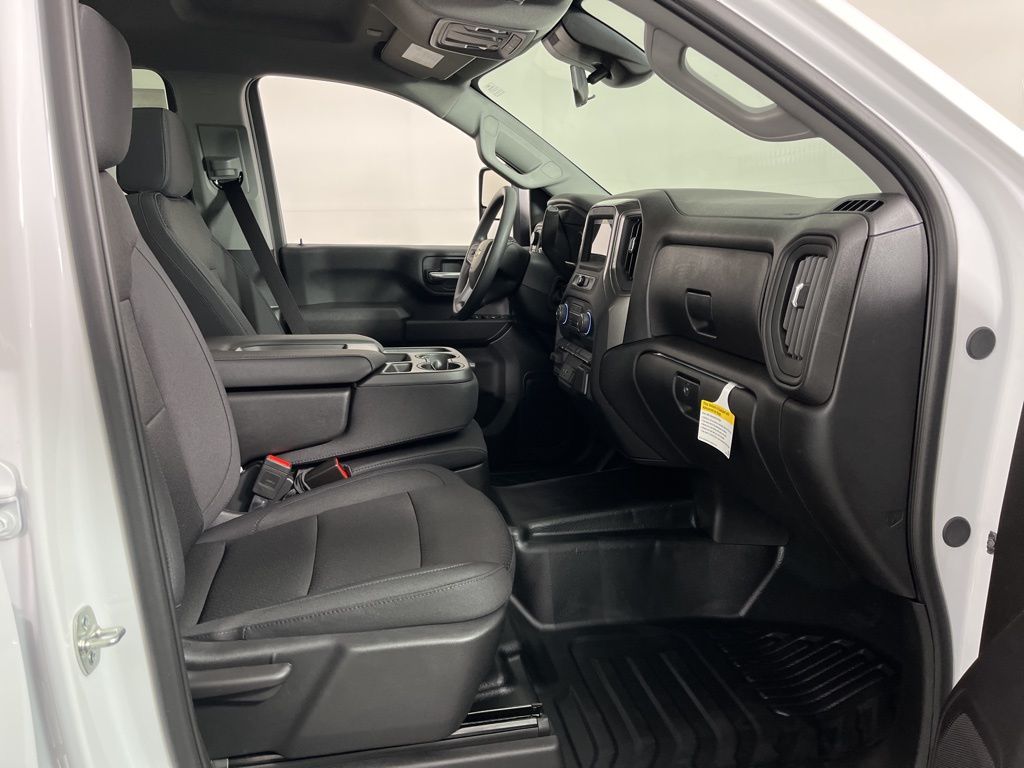 2025 Chevrolet Silverado 2500 Work Truck 6