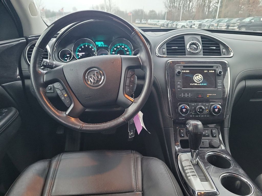 2017 Buick Enclave Leather Group 9