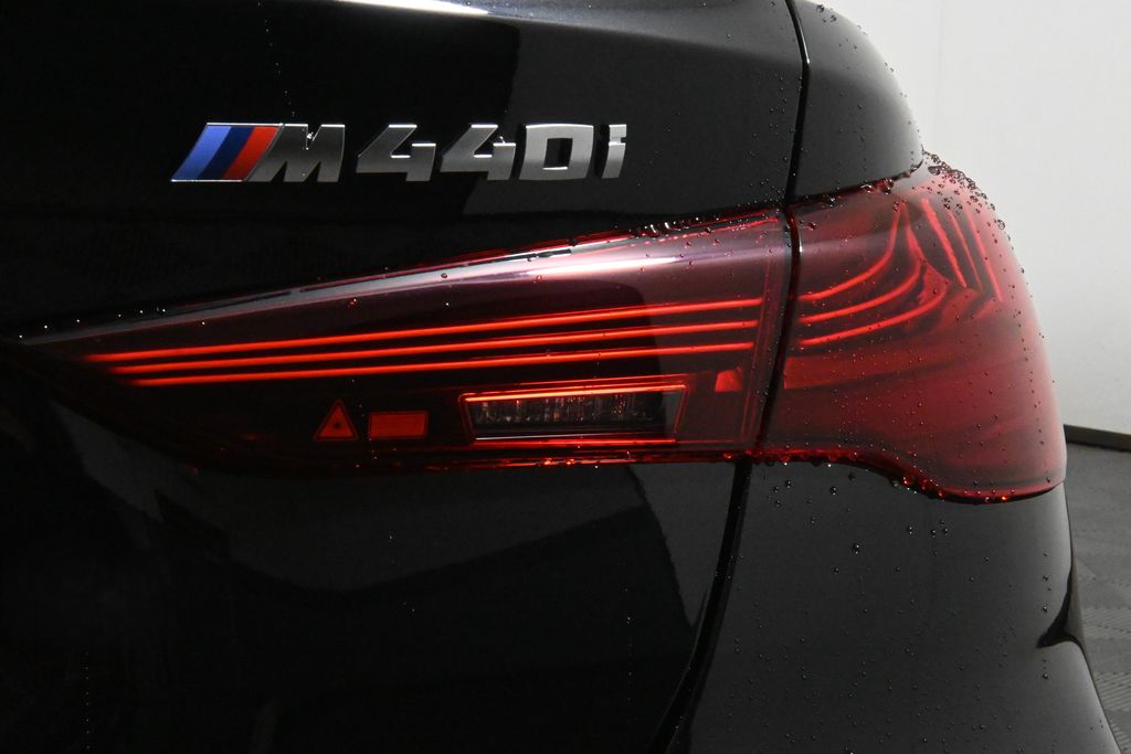 2025 BMW 4 Series M440i xDrive 14