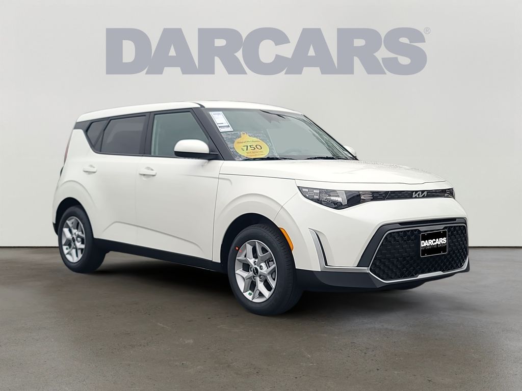 2025 Kia Soul LX FWD