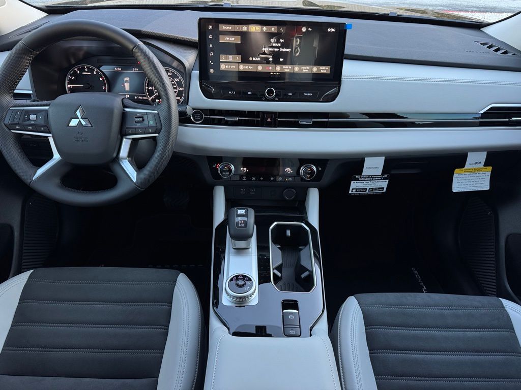 New 2025 Mitsubishi Outlander SUV