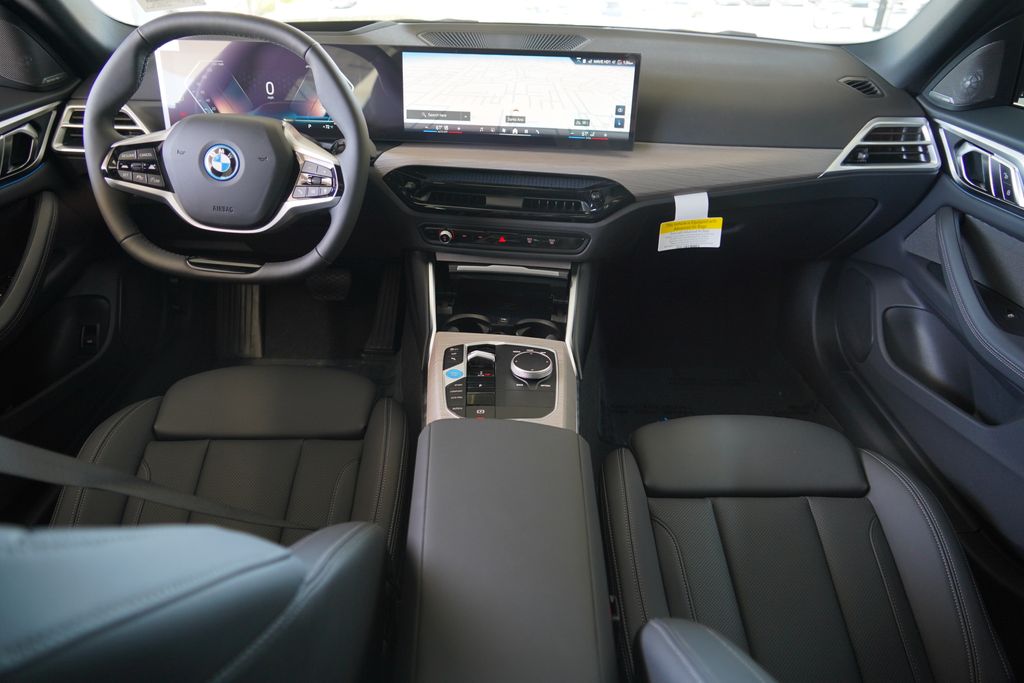 Thumbnail: 2026 BMW i4 - 13