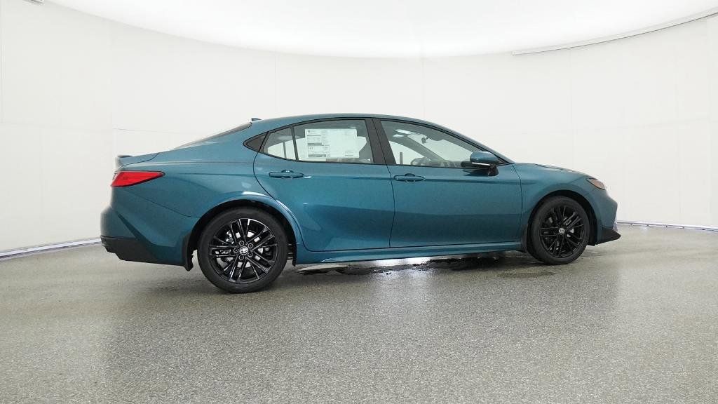 2025 Toyota Camry SE 5
