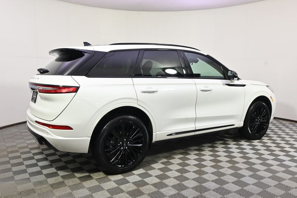 New 2026 White Lincoln Reserve image 7