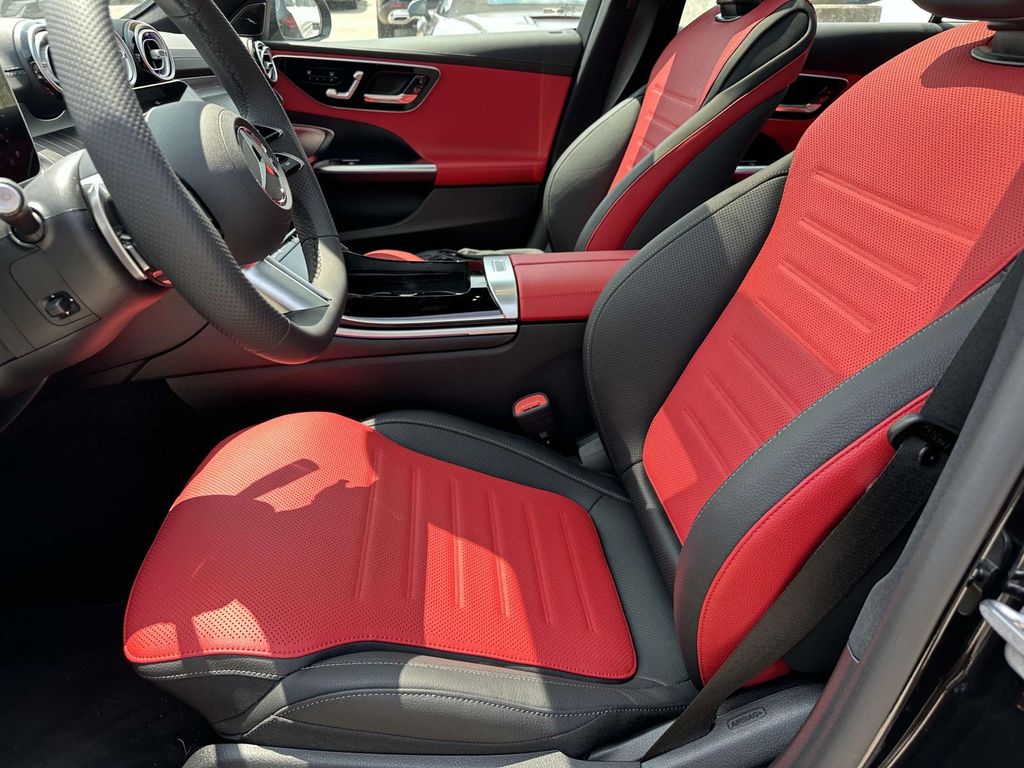 Thumbnail: 2025 Mercedes-Benz C-Class - 22